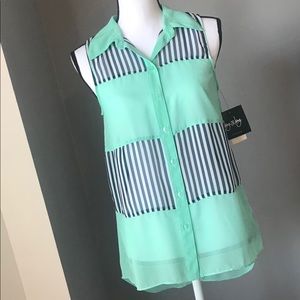 NWT! WINDSOR Hi-Lo Sheer Blouse-Great for Summer!